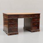 1040 2273 WRITING DESK